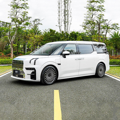 MPV カービースtructure 2022 ZEEKR 009 125kW 最大パワーと豪華なデザインの電気自動車