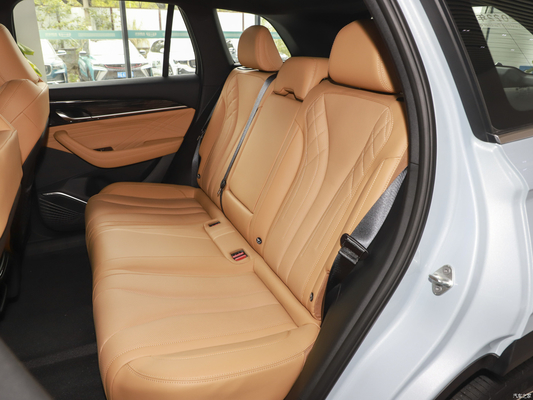 電気運転席調整 ジーリー・シンギュエ L バージョン2.0t 5席 ガソリンカー