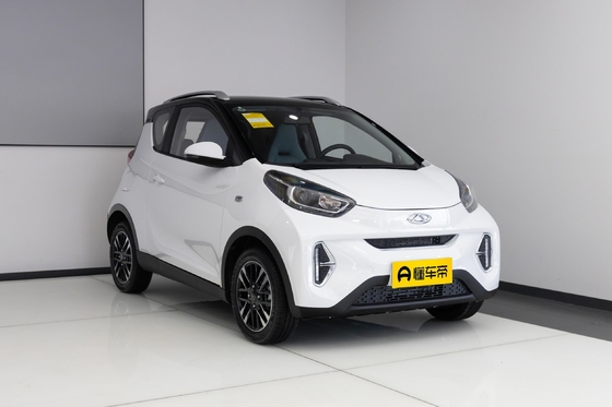 製造 2023 チェリー・リトル・アーム 3ドアミニ電気自動車 4席 赤/青