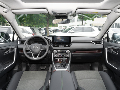 4600x1855x1685 トヨタRav4 2023 オート 双エンジン E 左方向 SUV 車 電動車