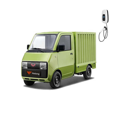緑とピンクのウーリングE10EV エクスプレス 電気自動車の配送用専用車