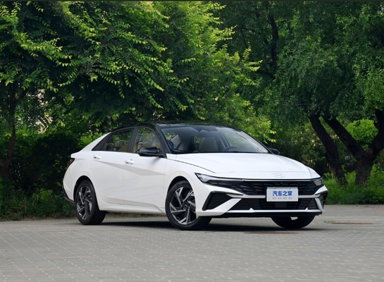 2022年 ハンダイ エラントラ SUV 車用エアバッグ 4 ガソリンデザイン 北京・ハンダイ オート