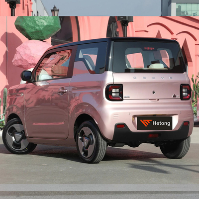GEELY パンダ ミニ 電動 4 席 小型車 エネルギー 車両 最大速さ km/h 115 赤/青