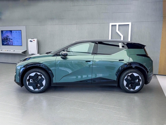 ジーリーゼークXSUV 2023 560kmの走行距離と5ドアボディの最新の中国エネルギー車両