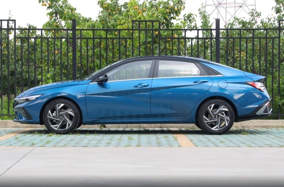 2023 Hyundai Elantra 電動調節と加熱 中古車用外観鏡