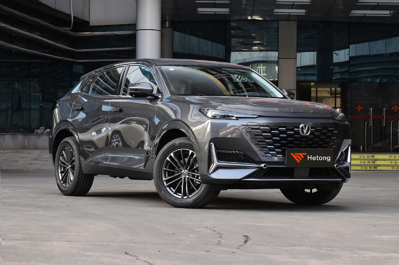 2023 チャンガンユニ-K 5 ドア 5 シート SUV 2.0T 233馬力 手動コピロットの座席調整