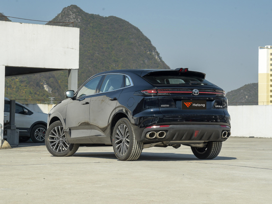 130km NEDCマイルージュ チャンガン・ユニ-K 汽油SUV 2024モデル 1845kg 制限重量 2.0T エンジン