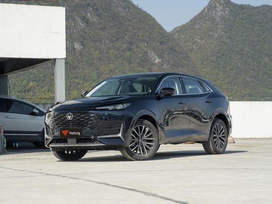 130km NEDCマイルージュ チャンガン・ユニ-K 汽油SUV 2024モデル 1845kg 制限重量 2.0T エンジン