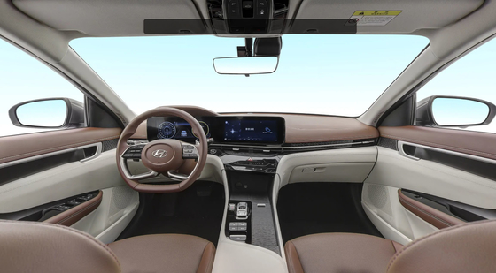 ハインダイ ミント 2021 セダン 1.5L/1.8L FWD 普通の方向盤 中型の中古車
