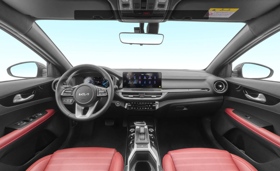 製造されたKIA K3 5席SUV 燃料タンク容量50-80LとFWDドライブ