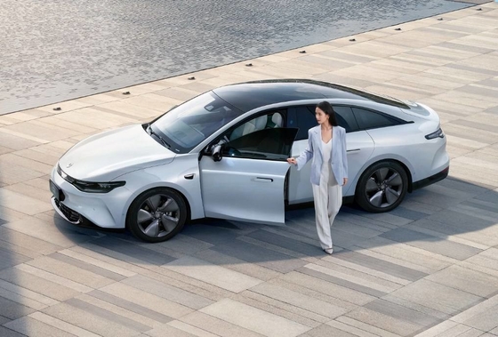 100%電動車 2022 LEAPMOTOR C01 高速後駆動 525KM 4人座で製造された
