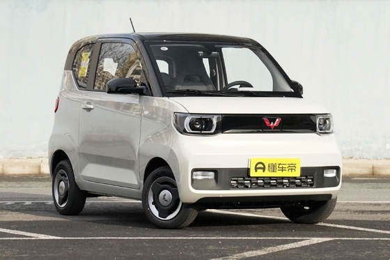ワリング・ホングアング ミニエブ マカロネ付き 広い車内