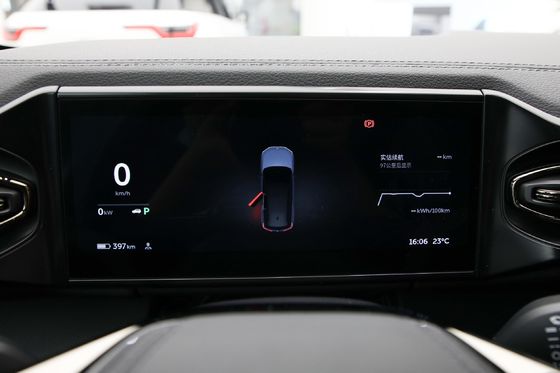 電気自動車の5人乗りのSUVを製造しました 900km走行距離と 80%の急速充電能力