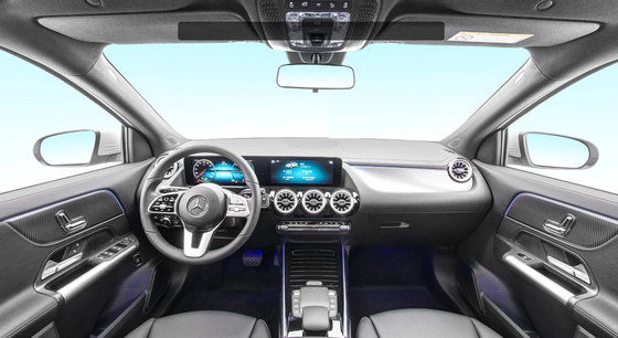 ルックスと効率の相違 メルセデス・ベンツ EQA 2023 コンパクトSUV 最大トルク385N.m