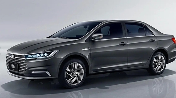 シルバー BYD 清 2023 610km 電動車 EV 車 エネルギー車 中国製 中古車