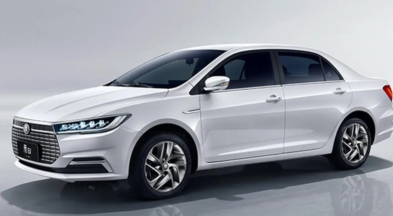 シルバー BYD 清 2023 610km 電動車 EV 車 エネルギー車 中国製 中古車