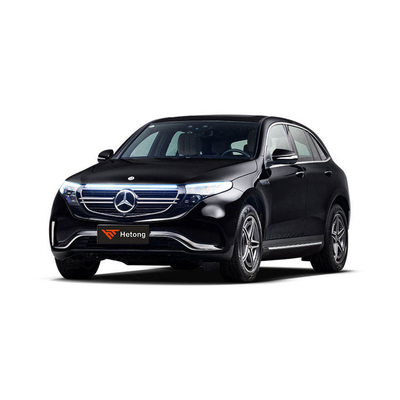 2023年のメルセデス・ベンツ EQB 350 4MATIC 電動車で運転の未来を体験する
