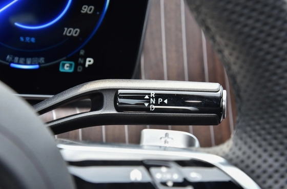 メルセデス・ベンツ EQE 350 パイオニア・エディション 2023 モデル 4 輪高速電気SUV