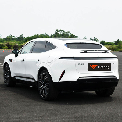 高速AVATR 11 電動SUV 80% 急速充電 555km 純電動走行距離