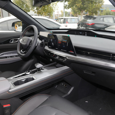 チェンガン製 チェンガンZ6 5ドア5席SUV 車軸 1500-2000mm ユーロVIガソリンカー