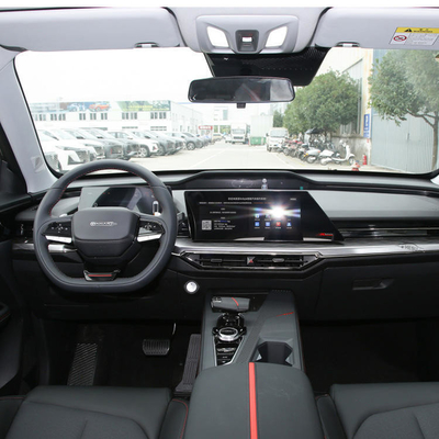 チェンガン製 チェンガンZ6 5ドア5席SUV 車軸 1500-2000mm ユーロVIガソリンカー