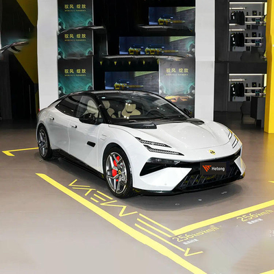 ロータス エレトレ R S 2024 純粋な電気電力で贅沢とパフォーマンスを体験する