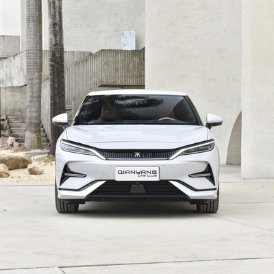 BYD SONG L 4WD EVカー 602 Km 範囲 5 ドア 5 座席 SUV お客様の要求のために