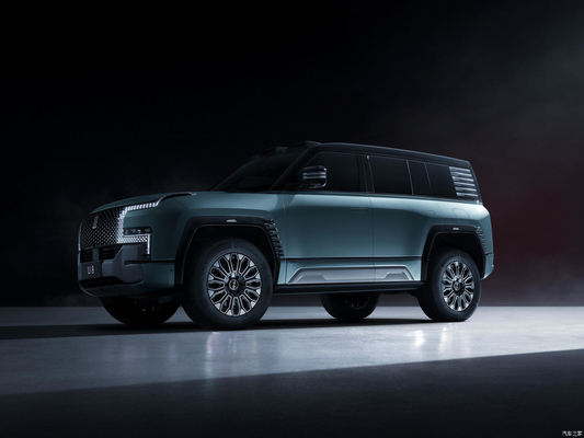 保証金 2024 BYD Yangwang U8 Extended-Range Electric Vehicle 赤/青またはその他