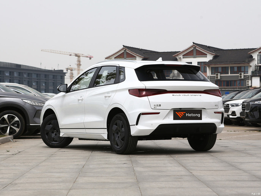 BYD E2 電動車 2023 走行距離401km 充電時間0.5時間 最大速度130km/h