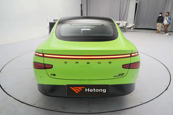 Xpeng P7 4ホイール 中国車 電動車 高速 4880x1896x1450 エネルギー車