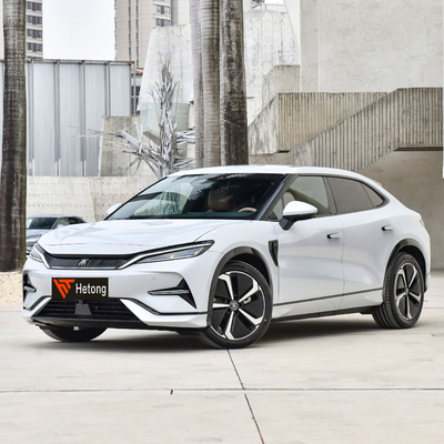 150kWのモーターパワーと199/201 Km/hの最大速度を持つパワフルな BYDソングL電気自動車